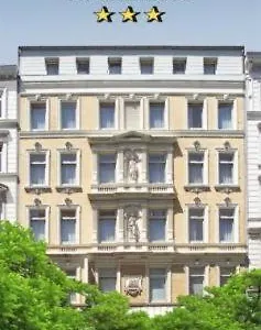https://hotel-lumen-am-hauptbahnhof.hamburg-hotels-de.com