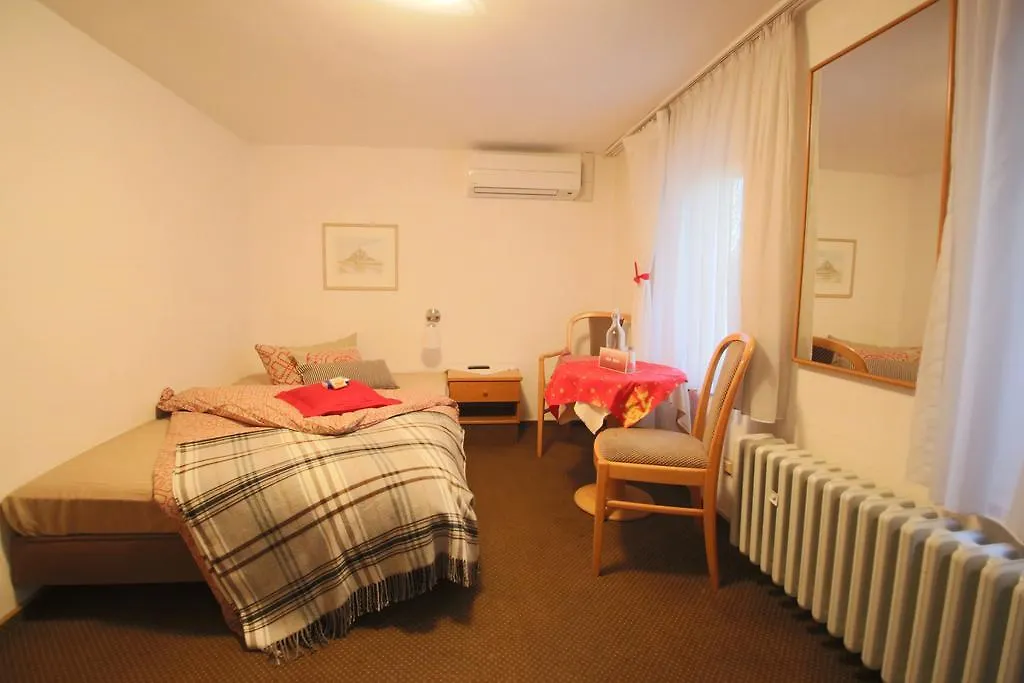 Hotel Barbarossa Garni Wuerzburg  Wurzburg