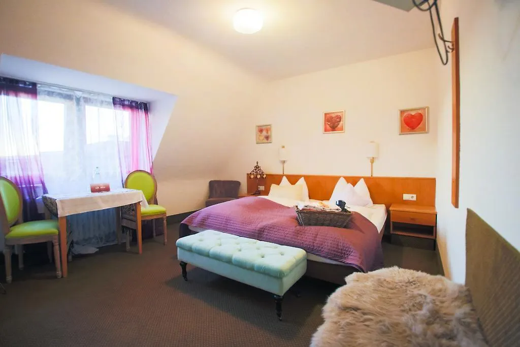 Hotel Barbarossa Garni Wuerzburg